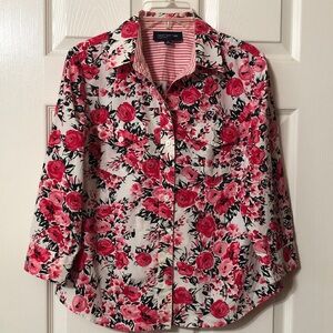 Jones New York Signature Pink and White Rose Blouse Size Medium